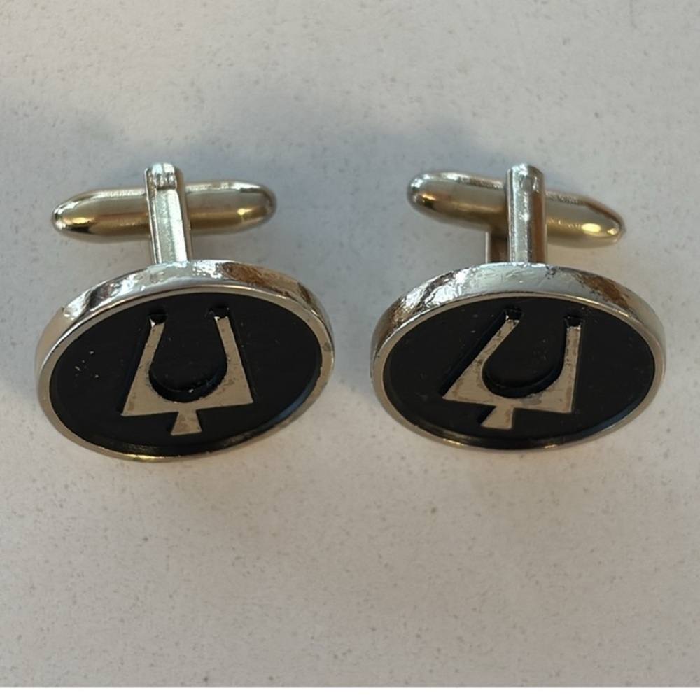 VINTAGE HICKOK CANADA cufflinks silver tone black inlay tuning fork 1" diameter